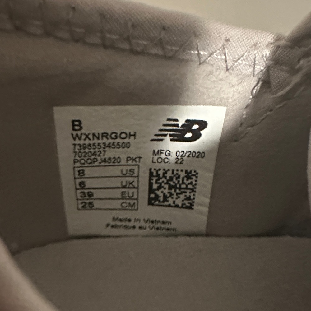 New Balance Women's Light Gray Sneakers - Picture 2 of 6